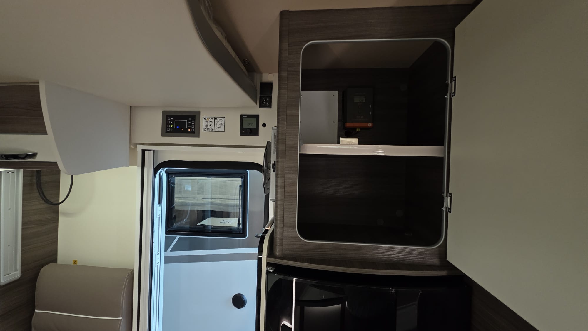 Reiskamer op wielen camper (3)